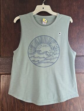 NWT Outer Banks Graphic Sleeveless Tank - Sage Green - M